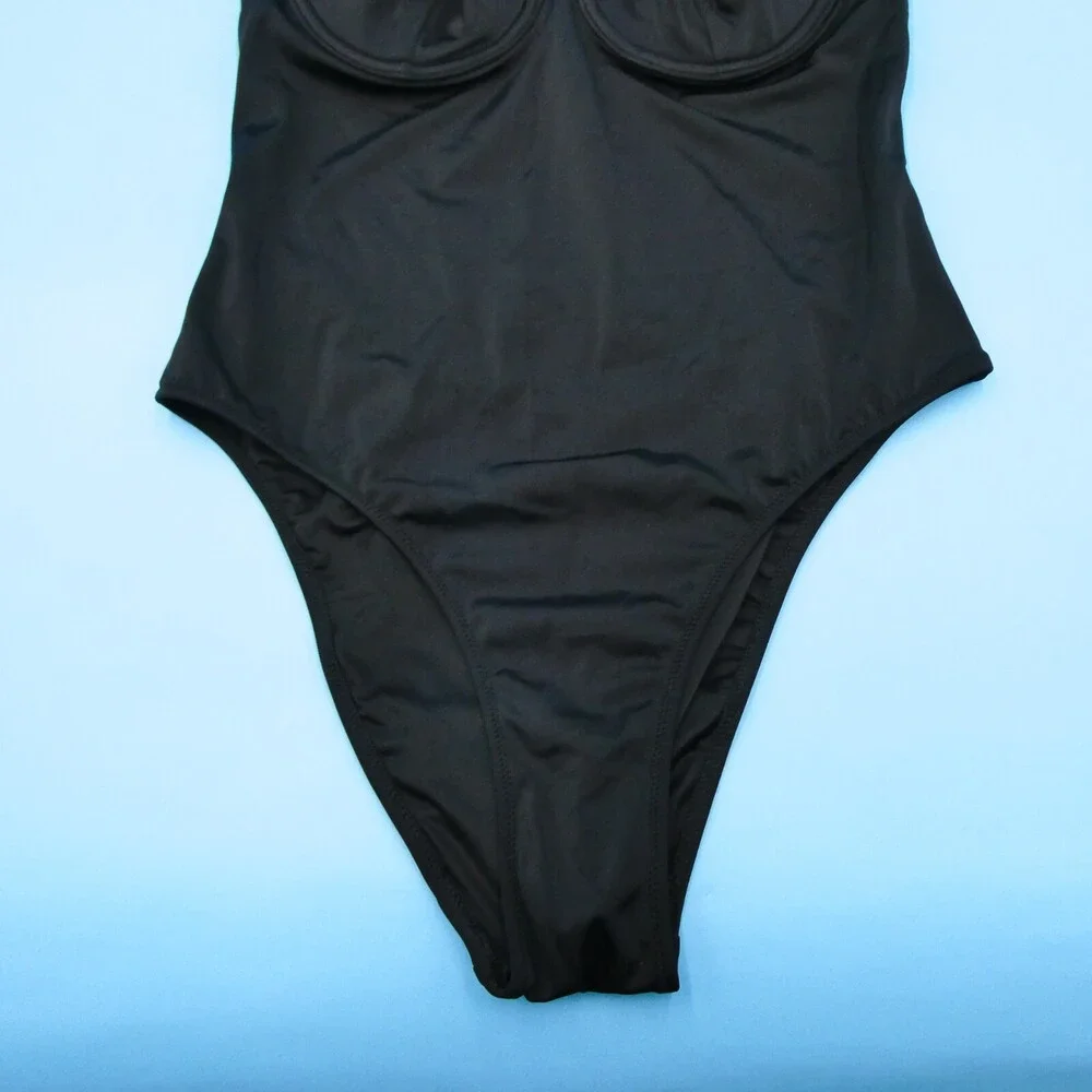 Victorias Secret Medium Black Smooth Underwire Lightly Padded One Piece Swimsuit